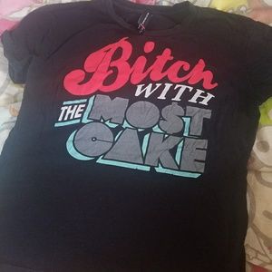 Married to the mob preloved tshirt